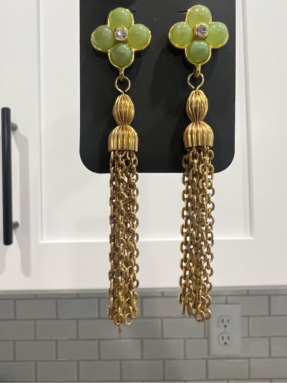 Green Flower Drop Tassel Earrings - Gold Tone